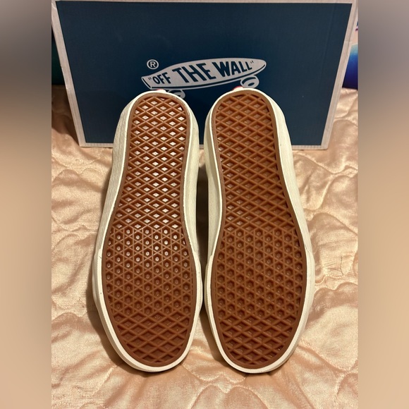 VANS VAULT SK8-HI REISSUE VL (BONNIE BLUE / MARSHMALLOW LEATHER) unisex 8m/9.5w - Picture 6 of 8